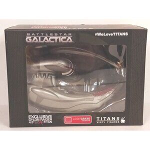 Titans Vinyl Figures Battlestar Galactica Exclusive Cylon Raider Factory Sealed